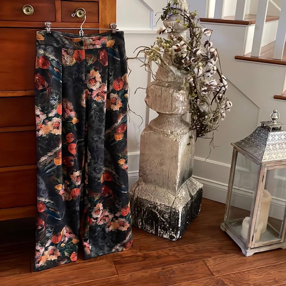 Anthropologie wide legged pants
